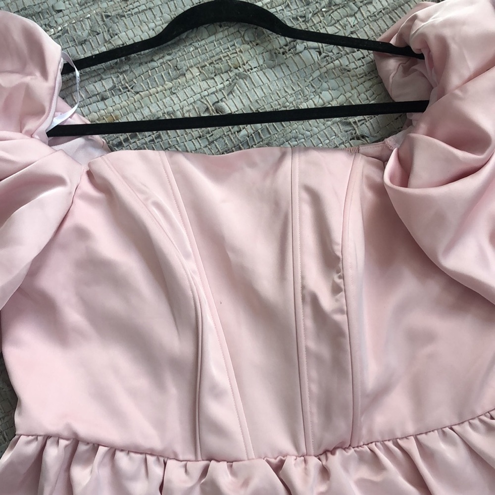 Dress - Picture 2 of 4